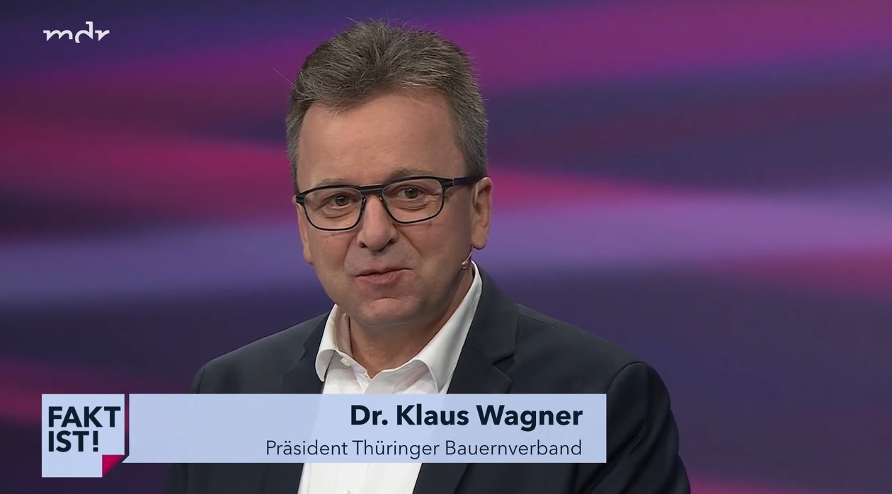 Straße. Macht. Politik – Proteste<br> und ihr Einfluss auf die Gesellschaft <p> Fakt Ist mit TBV-Präsident Dr. Klaus Wagner (29. Januar) Image