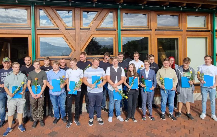 Feierliche Zeugnisübergabe